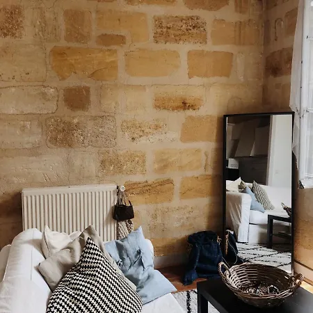 Appartement De Charme - Plein Coeur De Bordeaux * Бордо